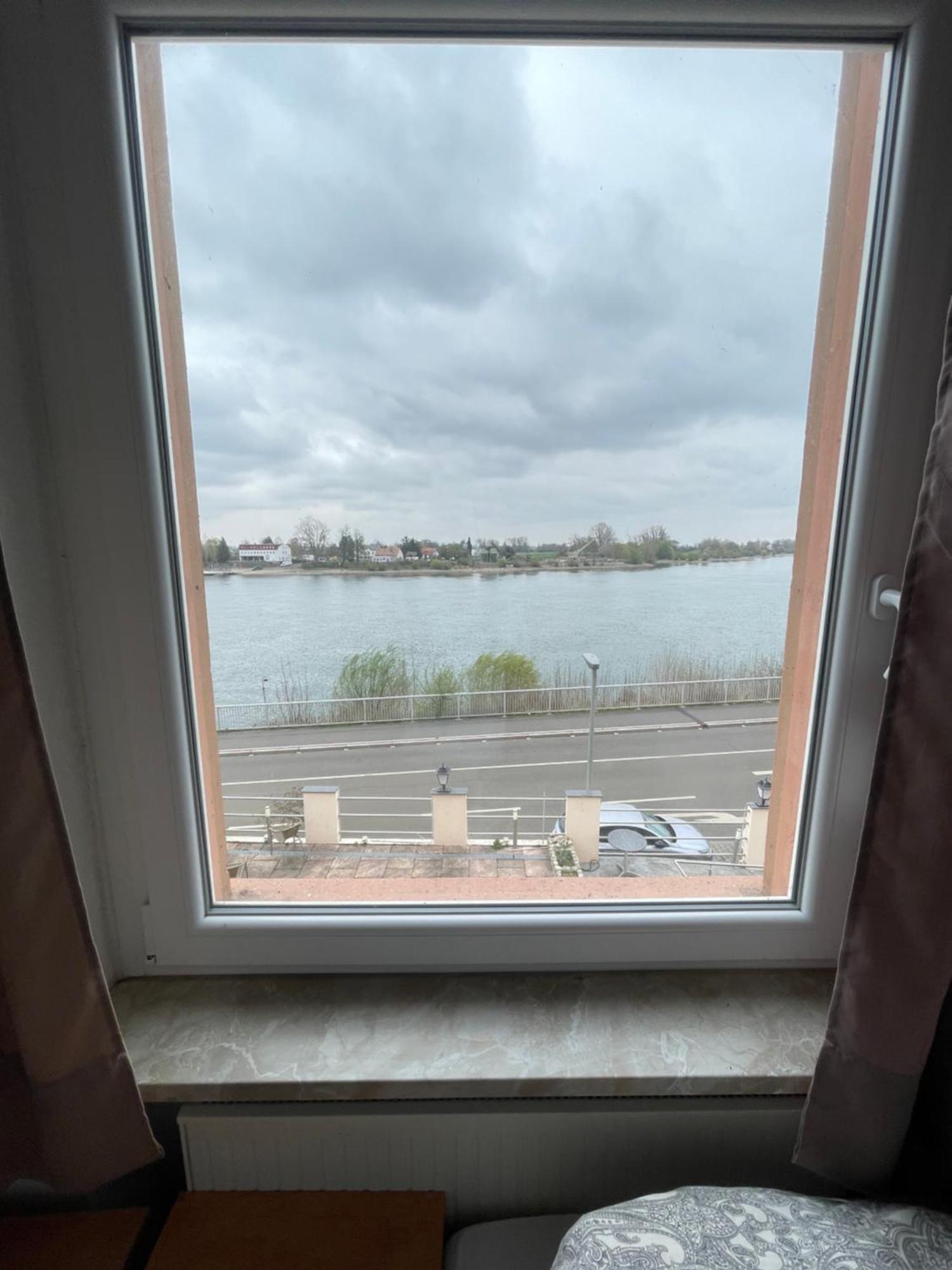 Pension Nierstein Bei Mainz ภายนอก รูปภาพ